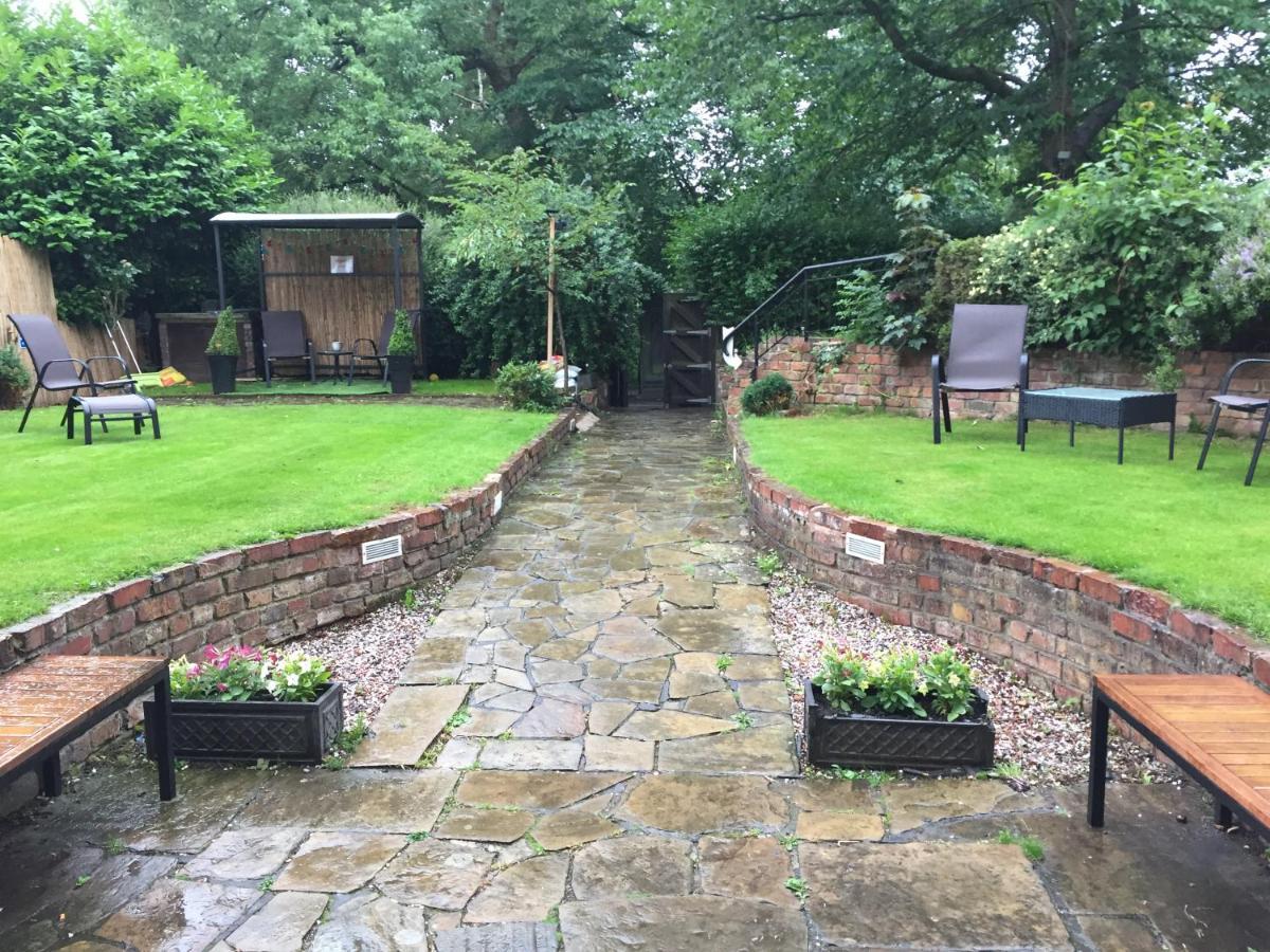 Queens Guesthouse Manchester Exterior foto